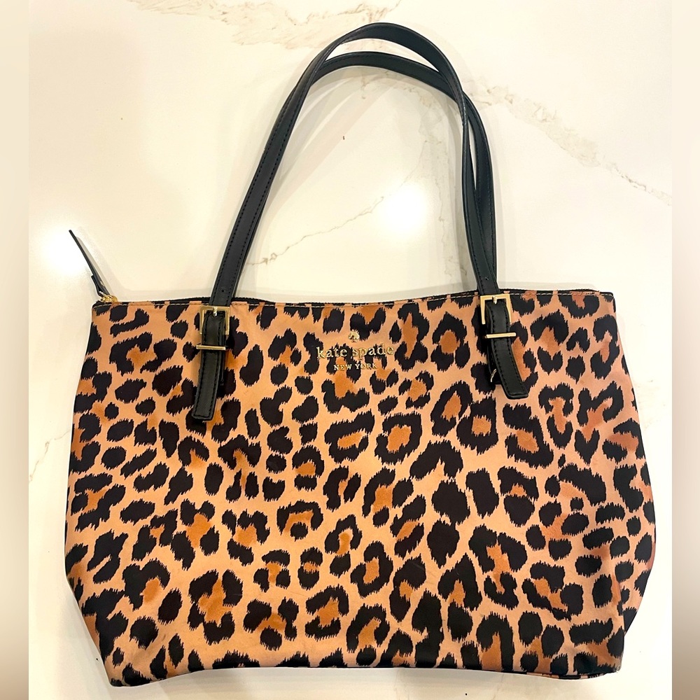 Leopard shoulder bag